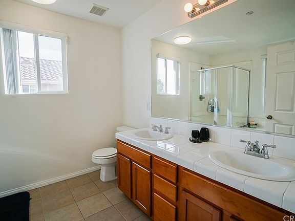 5th image of 9125 Noble Ave Unit 107