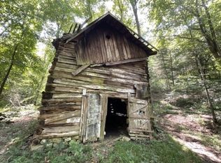 4 Lyle Hollow Rd, Palmyra, TN 37142