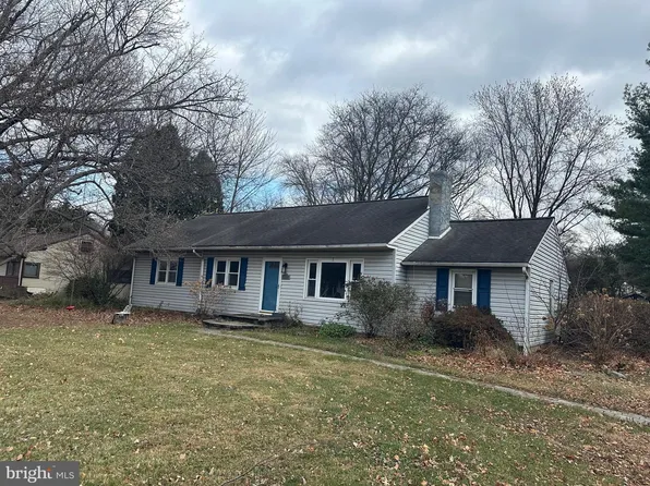 3105 Davisville Rd, Hatboro, PA 19040