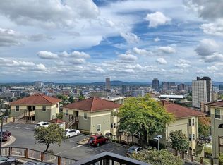 424 NW Uptown Ter APT 3A, Portland, OR 97210