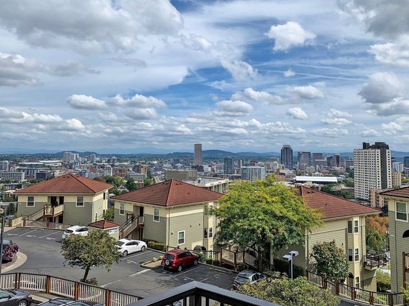 424 NW Uptown Ter APT 3A