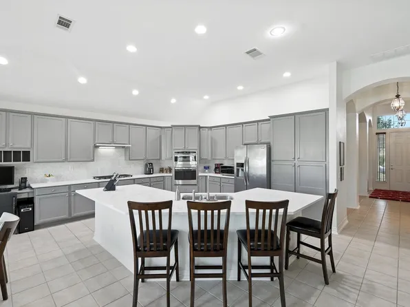 9104 Kingston Dr, Denton, TX 76207