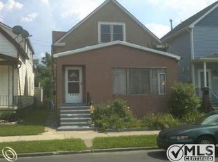 2470 Hewitt St, Hamtramck, MI 48212