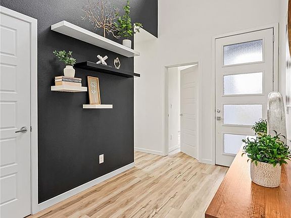 3rd image of 10008 Salida Street