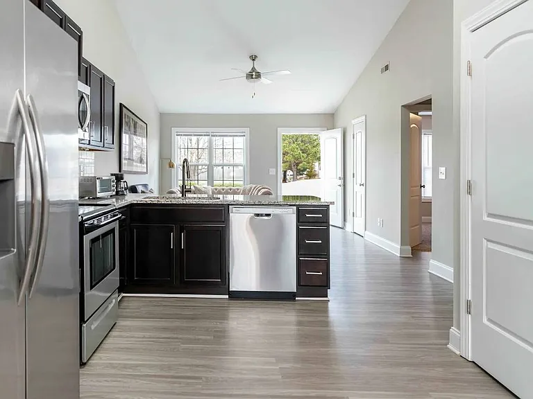 Allen Ridge Townhomes — Photo 2