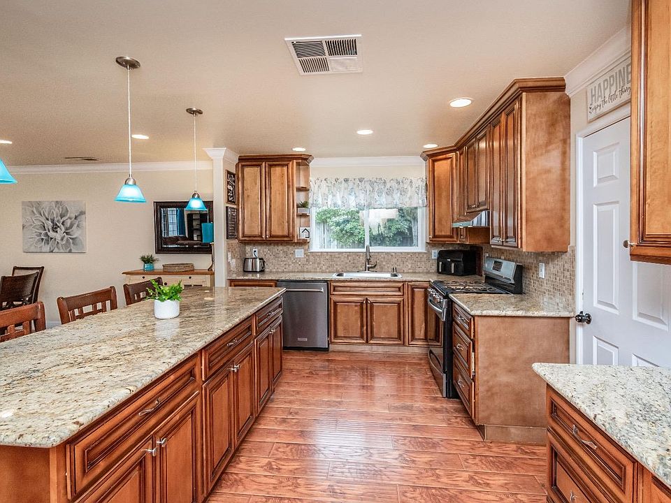 1st image of 5917 York Glen Way