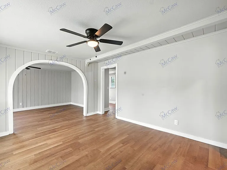 4929 Willie St — Photo 3