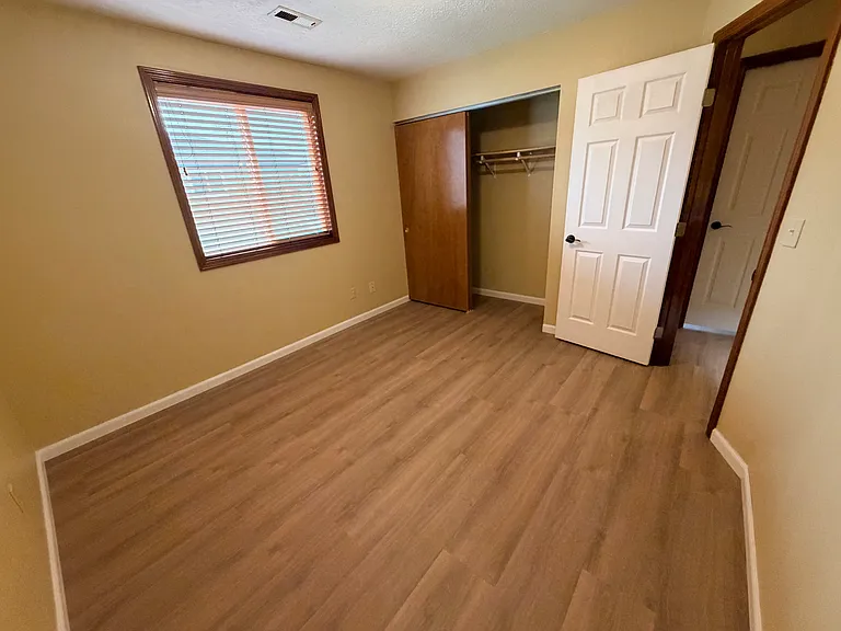 3743 SE 122nd Ave — Photo 17