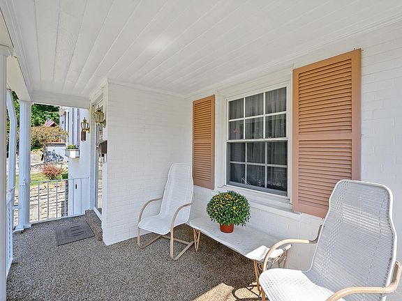 3rd image of 4312 Joan Pl