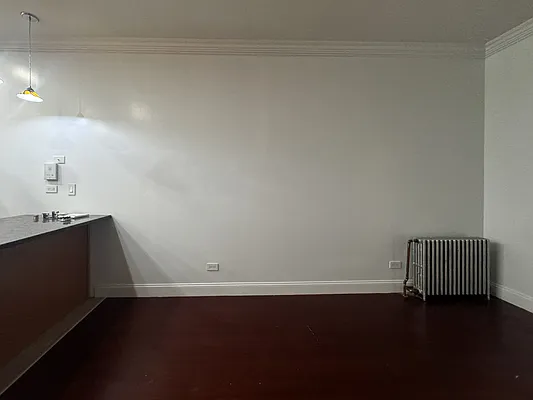 Rented by Isaac Silberstein, LREB | media 11
