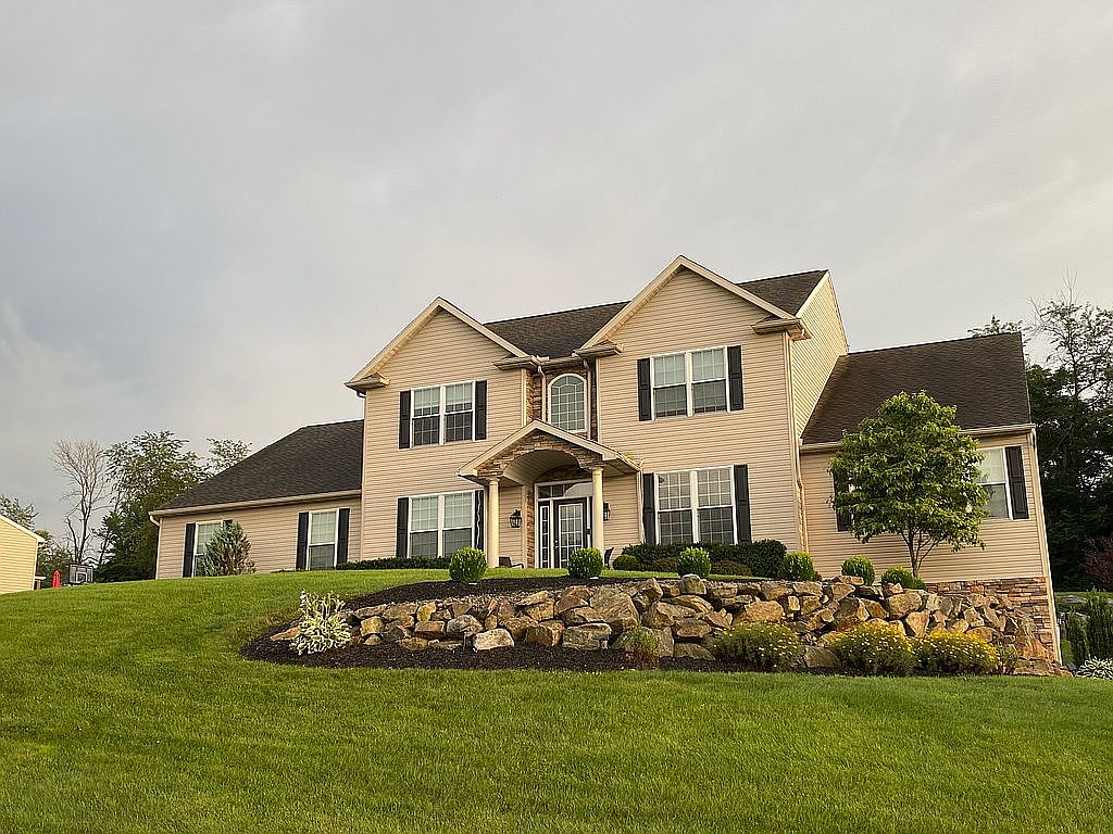 42 Augusta Ln, Fleetwood, PA 19522 Zillow