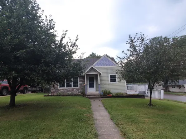 101 Bell Ave, Des Moines, IA 50315