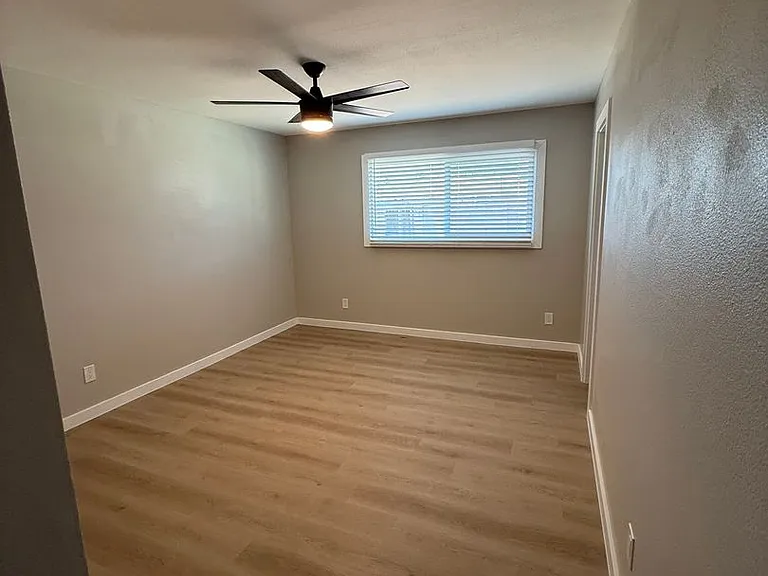 316 E Dunbar Dr — Photo 21