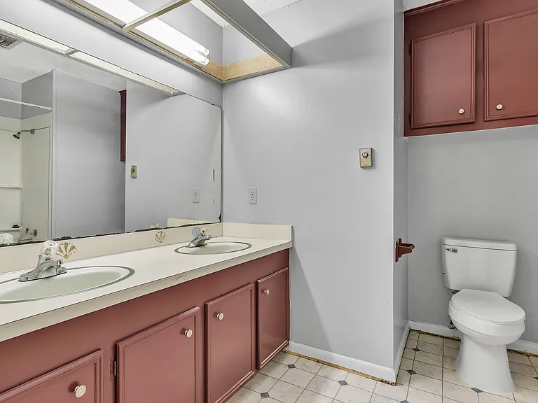 334 Fendler Pkwy — Photo 9