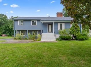 64 Windbrook Dr, Windsor, CT 06095