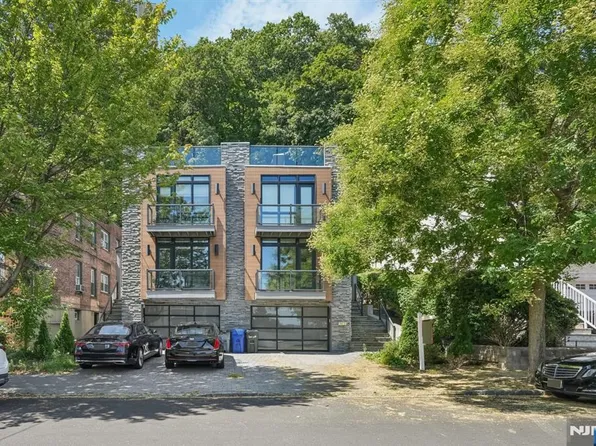 746 Undercliff Ave Unit A, Edgewater, NJ 07020