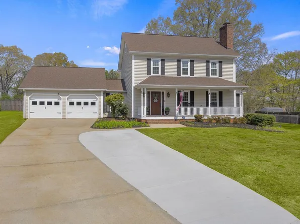 105 Yorktown Ct, Easley, SC 29642