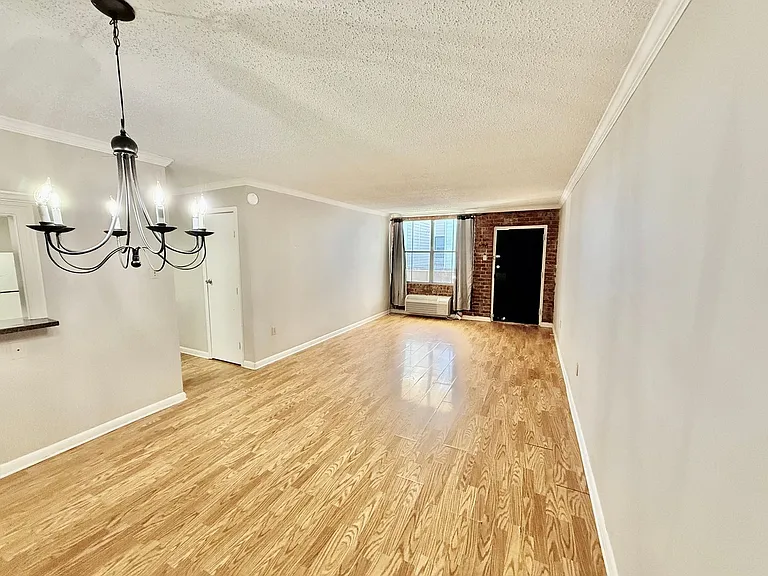 3101 Highland Rd #317 — Photo 1
