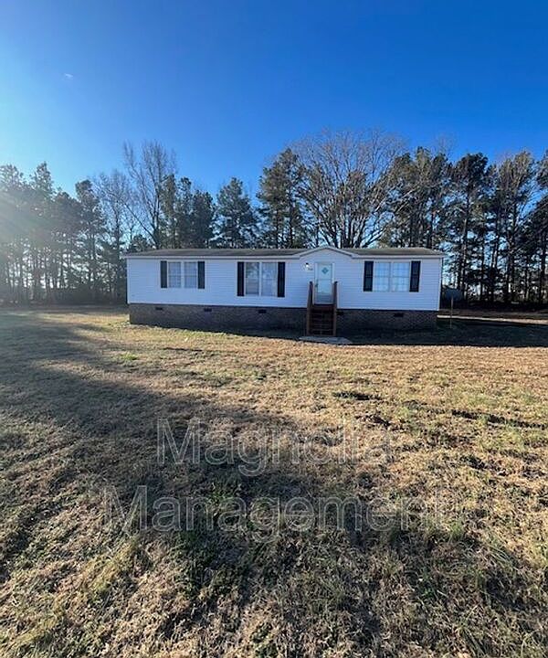 1st image of 116 Hawtree Creek Way