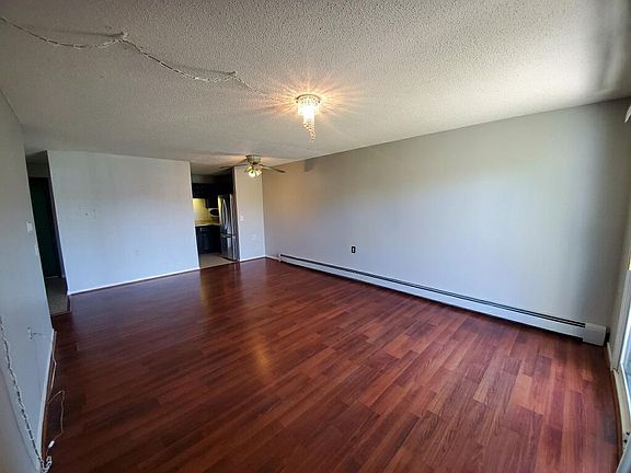 5th image of 2930 Blaisdell Ave APT 118