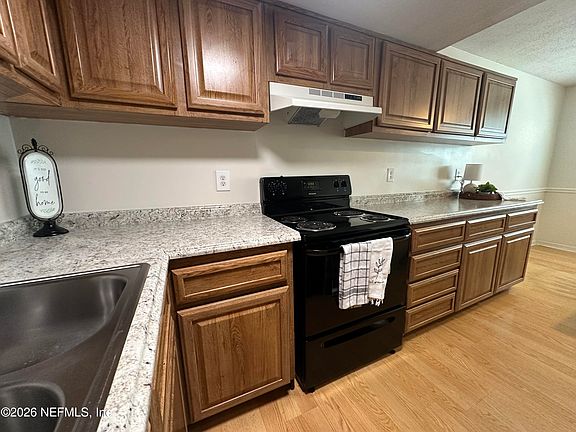 2nd image of 4310 PLAZA GATE Lane S #202