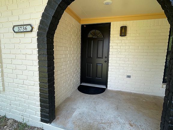 2nd image of 3736 Colony Park Dr