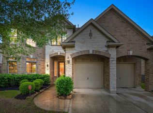 9611 Emerald Lakes Dr, Rosharon, TX 77583