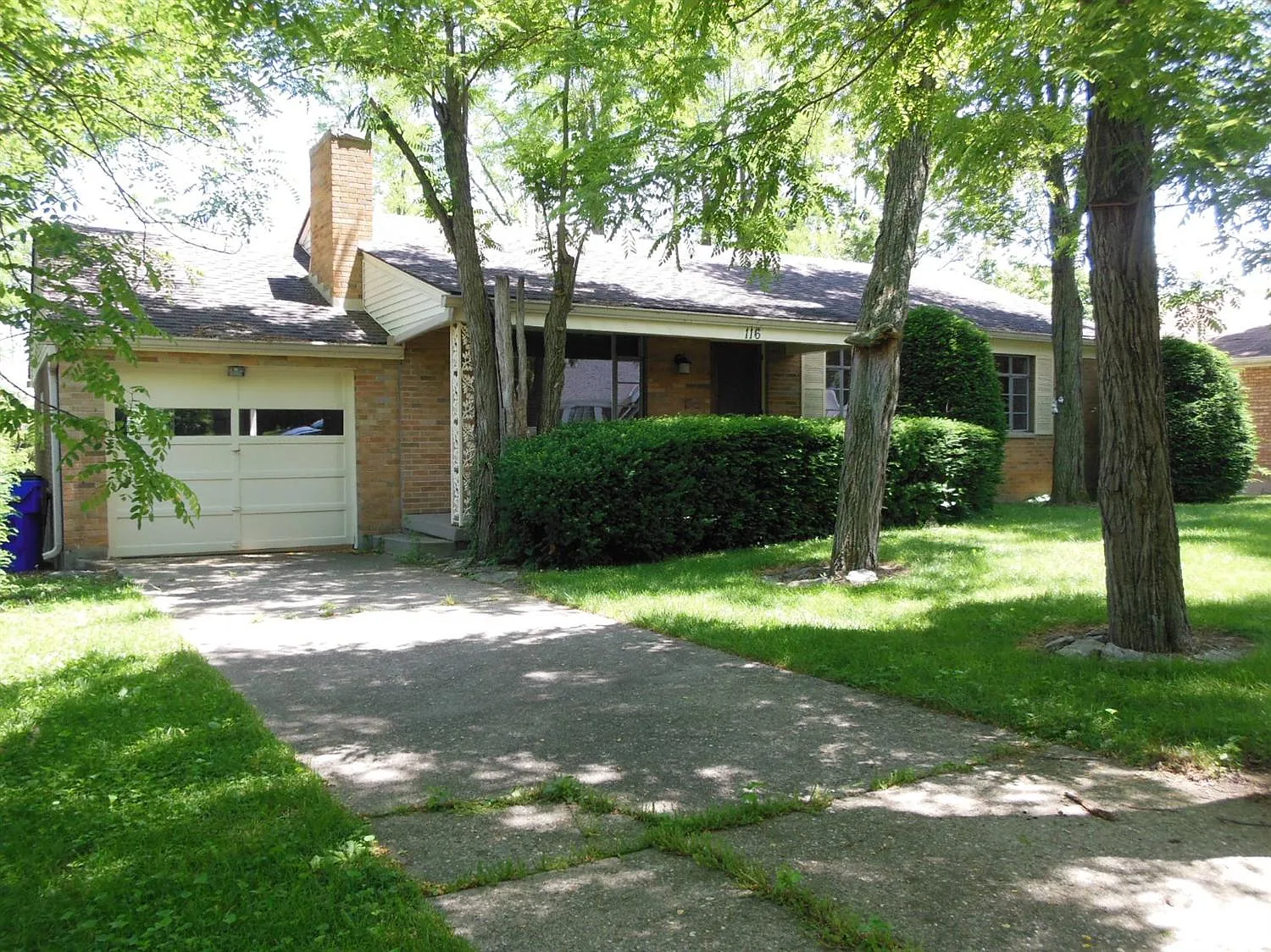 116 Donna Ave photo 1