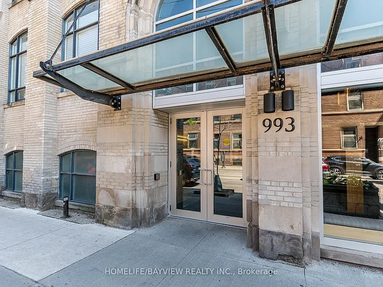 993 Queen St W #203 — Photo 2