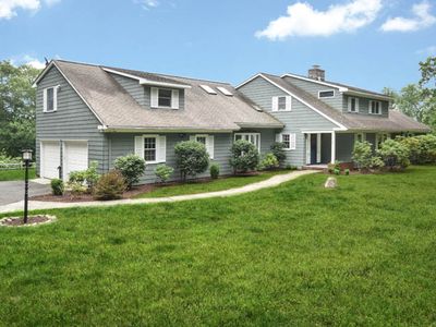 62 Sachem Rd, Weston, CT, 06883