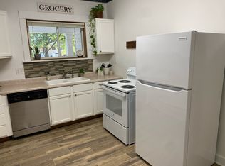 3260 Starr St #2, Lincoln, NE 68503
