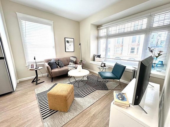 4th image of 737 Bush St #201F
