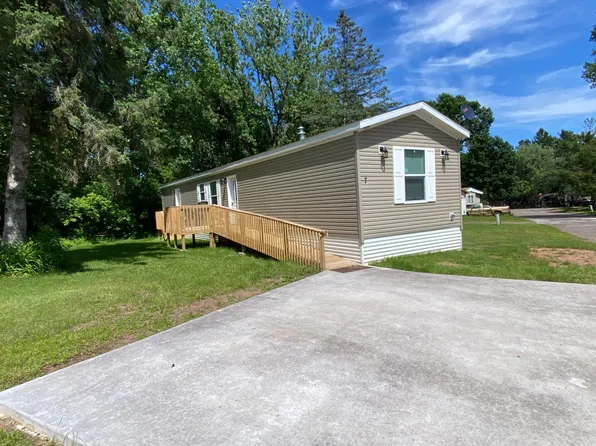 225 Jay St #7, Sandstone, MN 55072