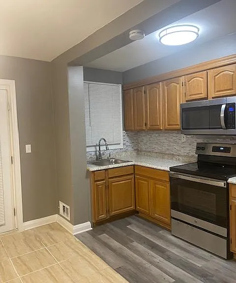 4918 Cedar Garden Rd — Photo 12