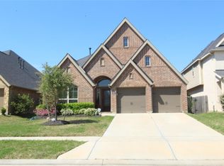 1831 Majestic Falls Ln, Richmond, TX 77469