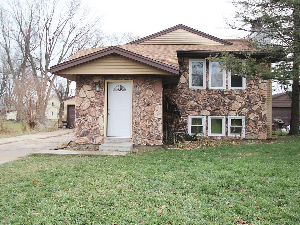 1101 Louisa St Watertown WI Zillow