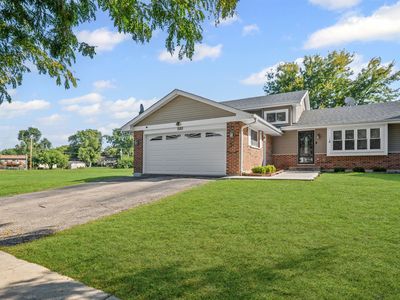 1283 Bristol Ln, Hanover Park, IL, 60133