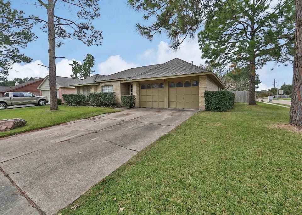 1st image of 7027 Yardley Dr