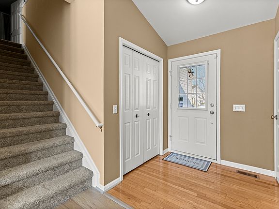 3rd image of 7164 Richmond Dr