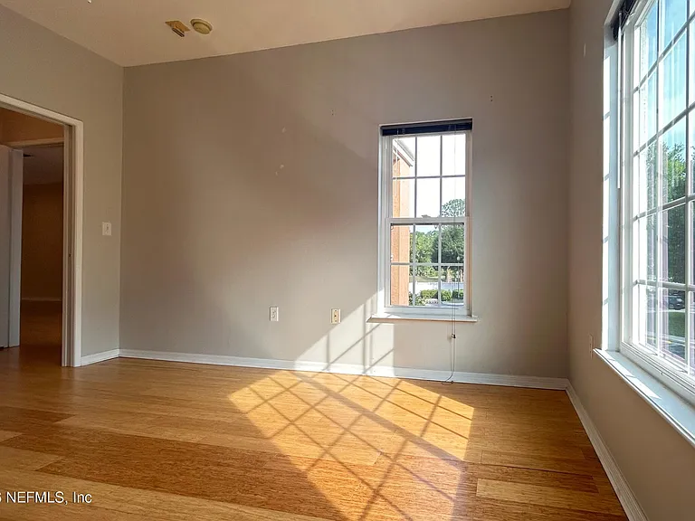 610 Fairway Dr #207 — Photo 34