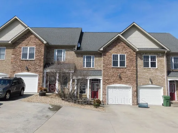 42 Enchanted View Cir, Fishersville, VA 22939