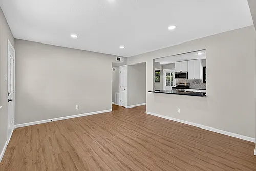 207 Allen Dr Photo 1
