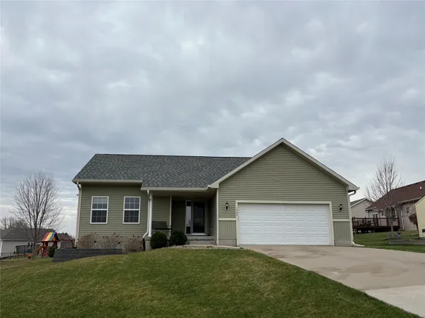 1505 W Henderson Pl, Indianola, IA 50125