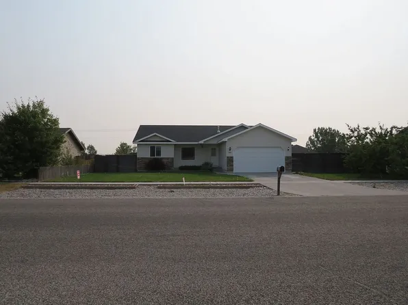 1444 N Richland Dr, Idaho Falls, ID 83401