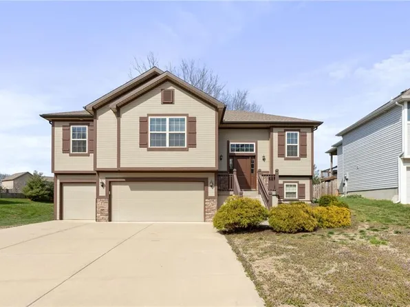 1610 NE 123rd St, Kansas City, MO 64165