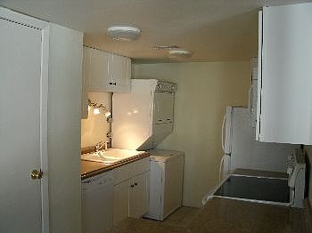 2nd image of 9195 E Lehigh Ave APT 139