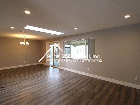 3rd image of 5924 Merlindale Dr