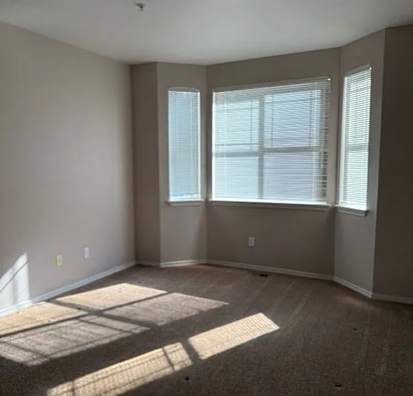 910 Medical Center Dr #F102 — Photo 11