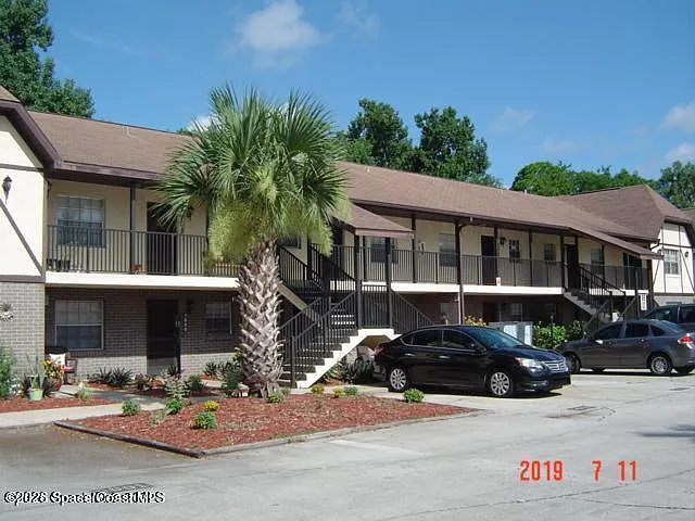 2 bed, 1.0 bath, 960 sqft, $1,000 — Photo 3