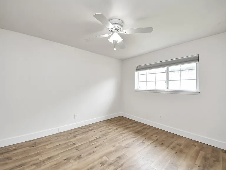 4011 Ebbtide Dr — Photo 16